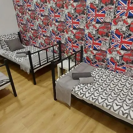 London Fog Apartment In The Party District Budapest Exterior photo